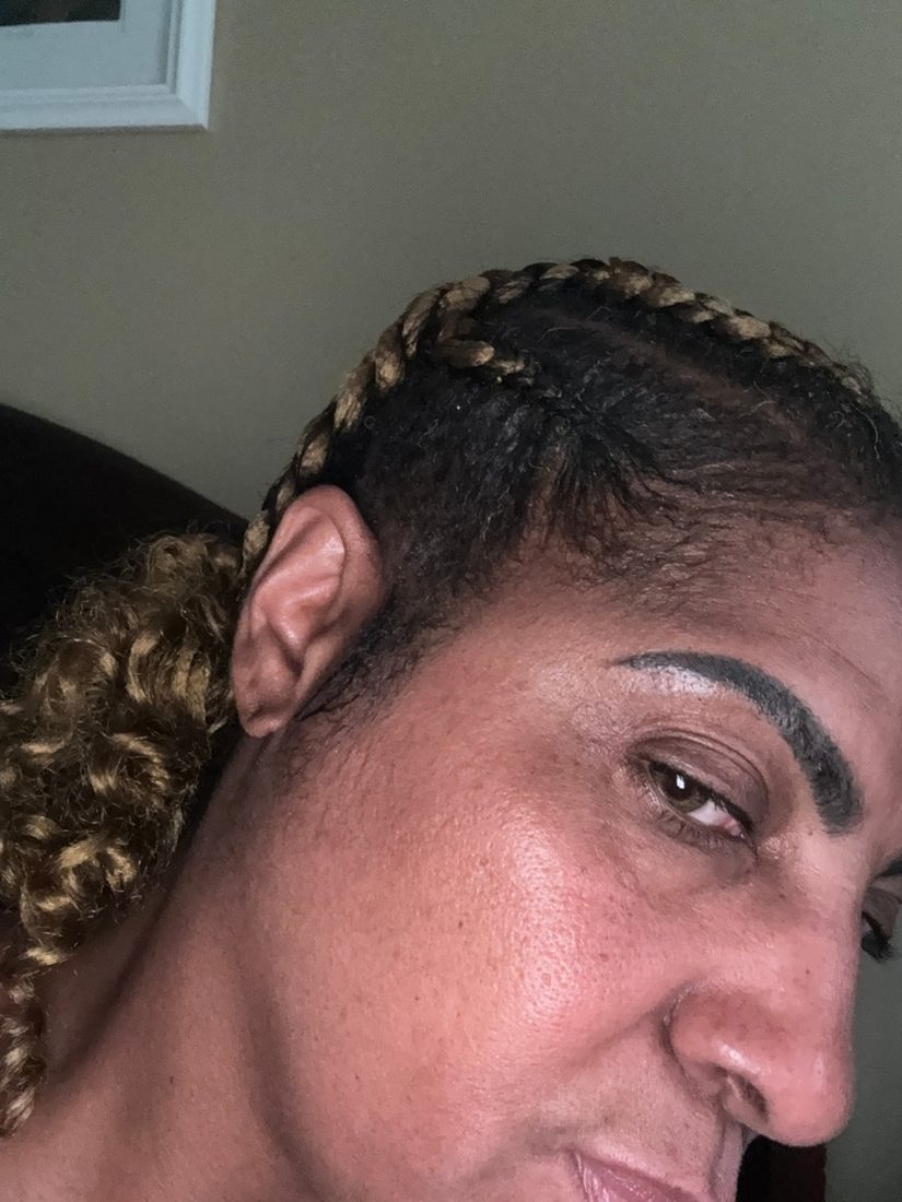 Customer photo: laid edges close up
